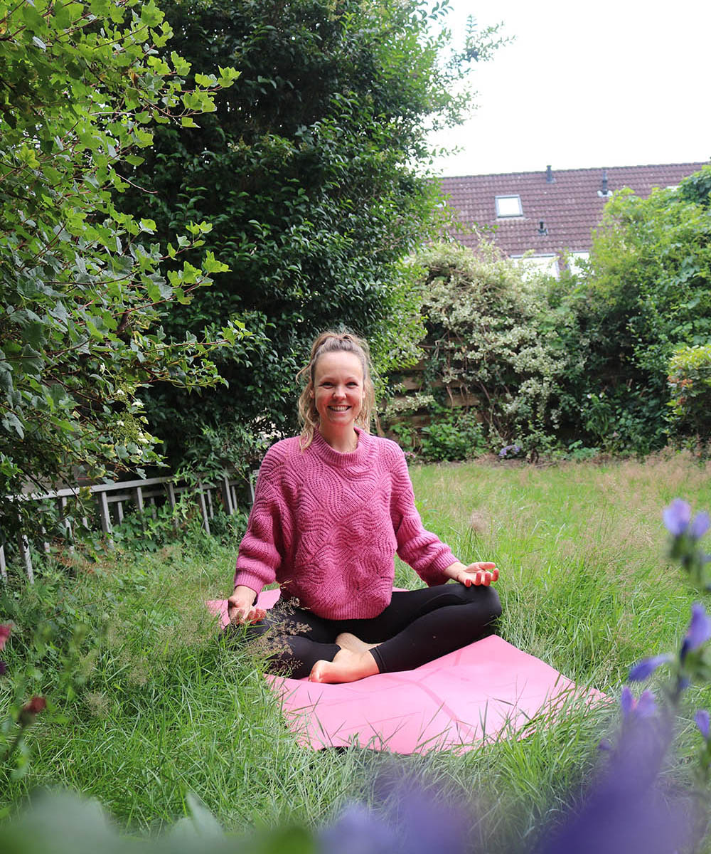 Gewoon yoga docent - Melanie Wienhoven cr